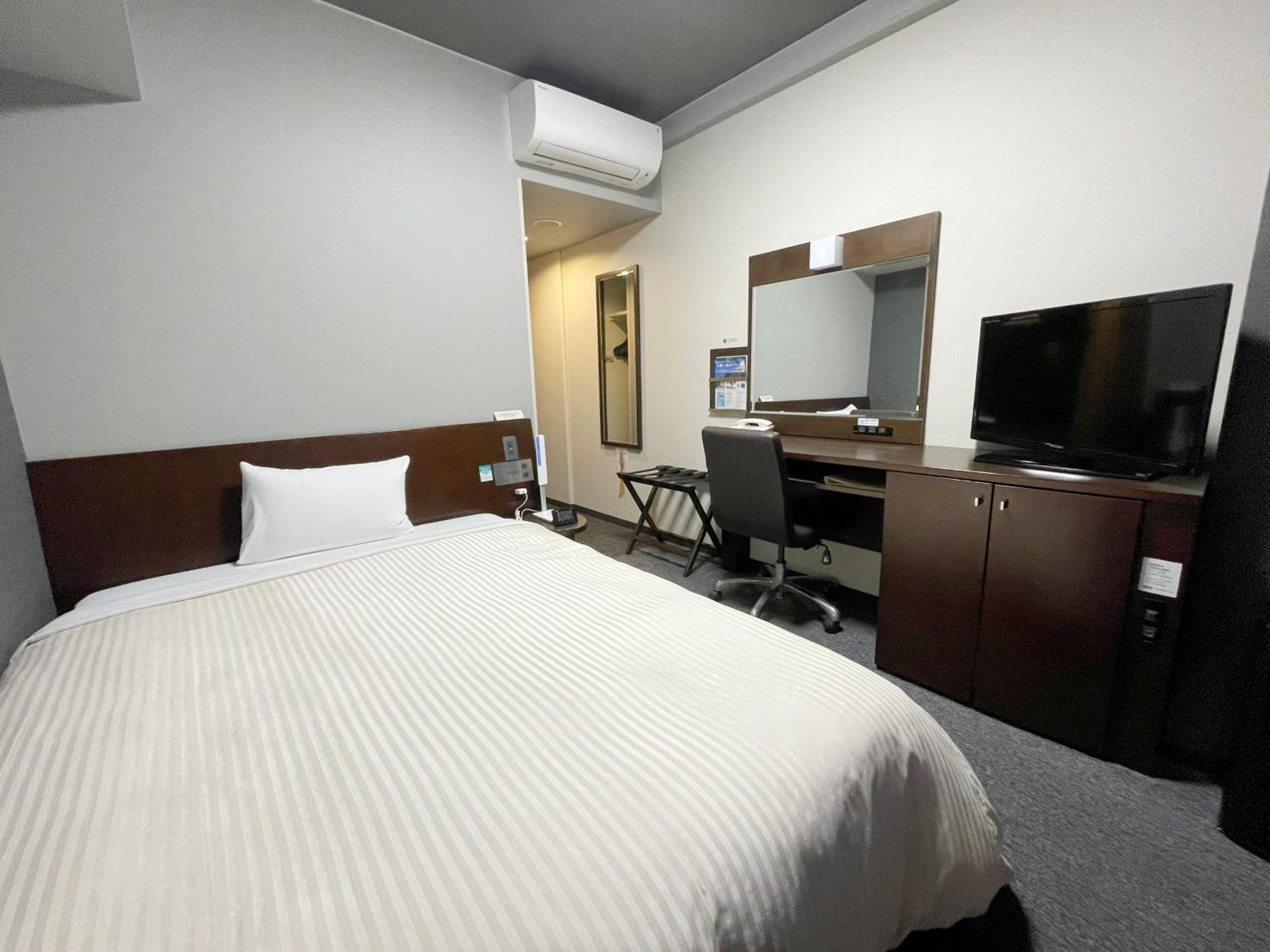 Hotel Route-Inn Dai-Ni Ashikaga Dış mekan fotoğraf